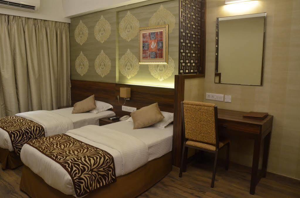 Hostel Mumbai By Maharana Inn Dış mekan fotoğraf