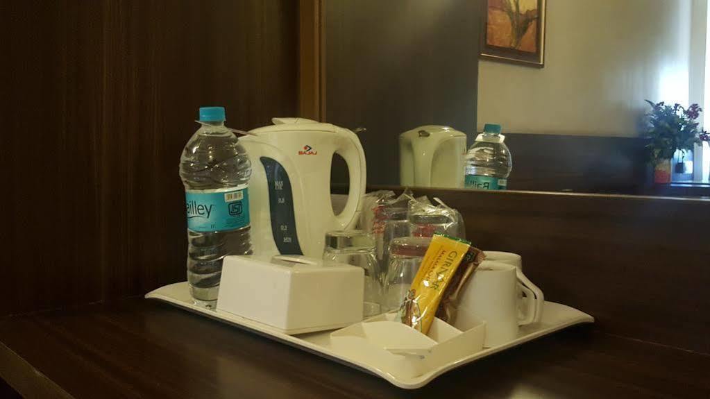 Hostel Mumbai By Maharana Inn Dış mekan fotoğraf