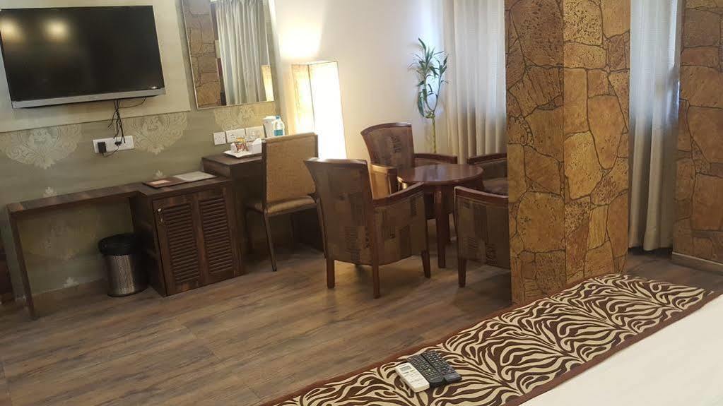 Hostel Mumbai By Maharana Inn Dış mekan fotoğraf