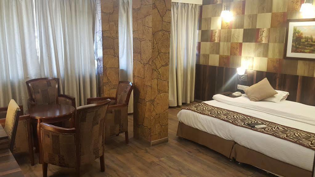 Hostel Mumbai By Maharana Inn Dış mekan fotoğraf